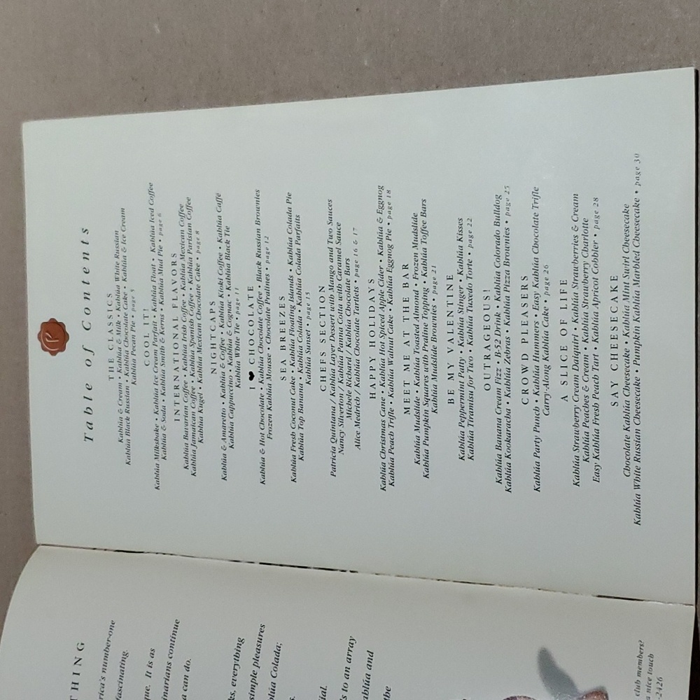 2/$8 🍹 A Guide to Food and Entertainment Cookbook pamphlet The Best of Kahlua - Picture 4 of 8